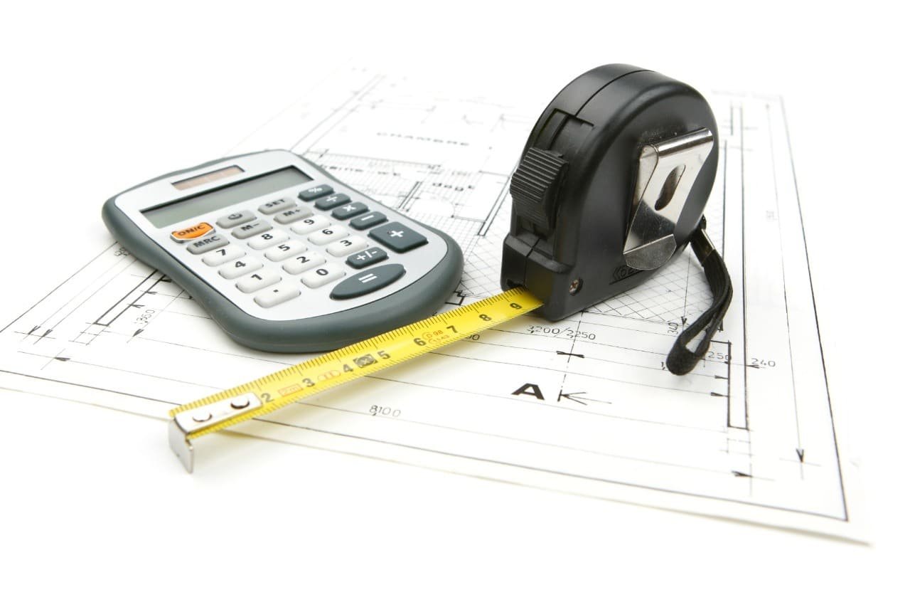 Estimator preparing a detailed mechanical cost assessment